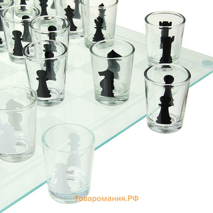 Игра алкогольная «Пьяные шахматы», для взрослых, 32 рюмки, стекло, поле 35×35 см