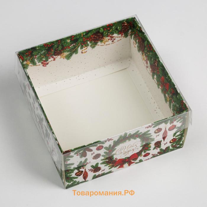 Коробка для кондитерских изделий с пластиковой крышкой New Year, 12 х 6 х 11,5 см