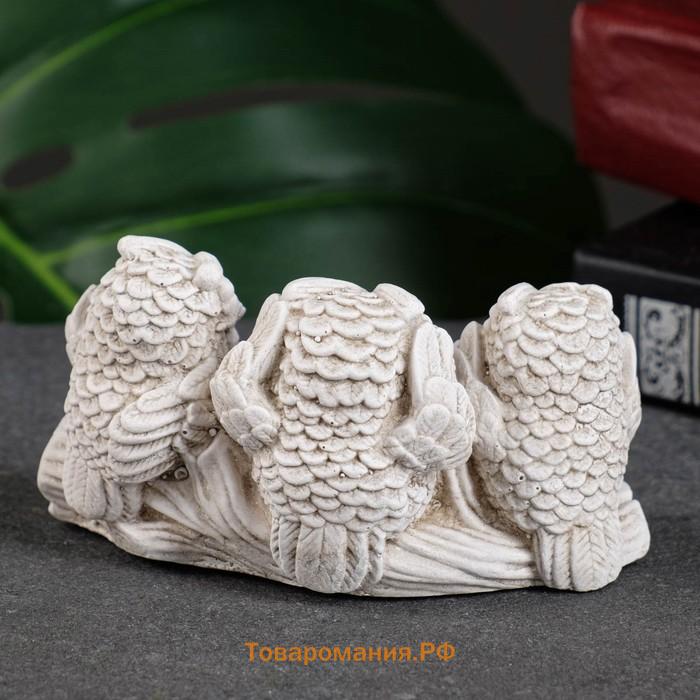 Фигура "Три совы на жердочке" слоновая кость, 10х6х5см